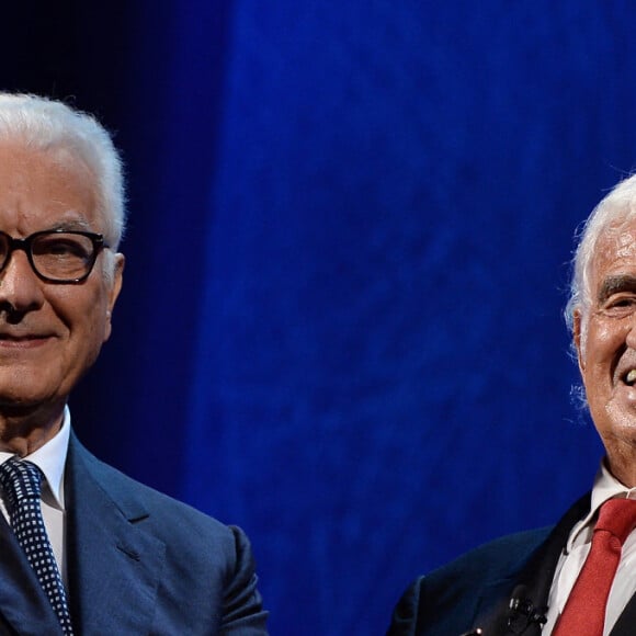 Paolo Baratta, Jean-Paul Belmondo, Sophie Marceau - Remise du Lion d'Or à Jean-Paul Belmondo pour l'ensemble de sa carrière lors du 73ème Festival du Film de Venise, la Mostra. Le 8 septembre 2016