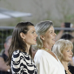 La princesse Caroline de Hanovre avec sa fille, Charlotte Casiraghi, et son petit-fils Raphaël Elmaleh, 7 ans (qui fait sa première participation officielle à une manifestation monégasque), en compagnie de Diane Fissore (présidente de la Fédération Equestre Monégasque et organisatrice du Jumping), de Jan Tops (ancien cavalier international, créateur du Longines Global Champions Tour) et Matthias Breschan (PDG de Longines), ont remis le prix du Prince Souverain lors de la dernière journée de la 15ème édition du Longines Global Champions Tour Jumping International de Monaco, qui a lieu sur le port Hercule à Monaco. C'est le cavalier irlandais Darragh Kenny qui a terminé premier, suivi de l'autrichien Max Kuhner et du belge Olivier Philippaerts. Monaco, le 3 juillet 2021. © Claudia Albuquerque/Bestimage