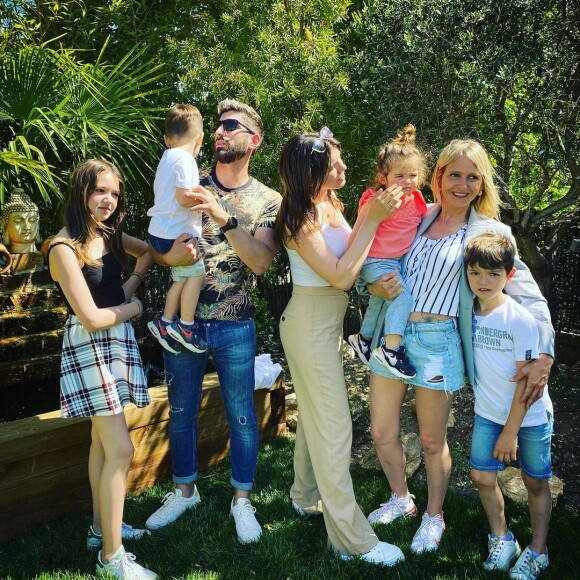 Ambre Dol (Familles nombreuses, la vie en XXL) avec sa famille sur Instagram