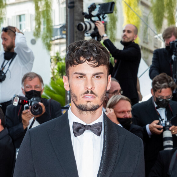 Baptiste Giabiconi - Montée des marches du film "Tout s'est bien passé" lors du 74e Festival de Cannes. Le 7 juillet 2021. © Borde-Jacovides-Moreau / Bestimage