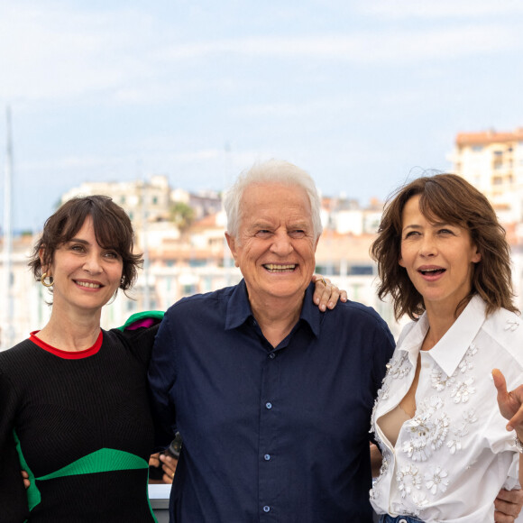 Géraldine Pailhas, André Dussollier, Sophie Marceau - Photocall du film "Tout s'est bien passé" lors du 74e festival international du film de Cannes. Le 8 juillet 2021. © Borde / Jacovides / Moreau / Bestimage