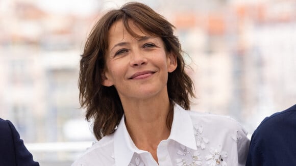 Sophie Marceau à Cannes : stylée en look casual sur la Croisette