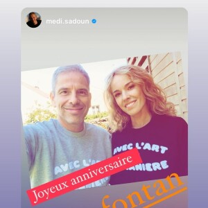 Elodie Fontan en vacances, remercie son ami Medi Sadoun pour ses voeux d'anniversaire. Juillet 2021