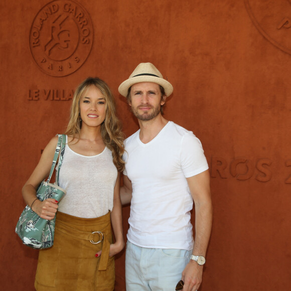 Philippe Lacheau et sa compagne Elodie Fontan au village lors des internationaux de tennis de Roland Garros à Paris, France, le 2 juin 2019. © Jacovides-Moreau/Bestimage