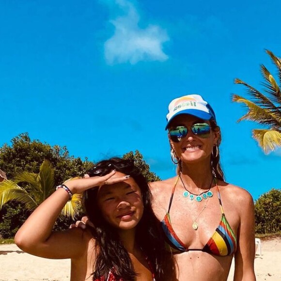 Laeticia Hallyday en famille sur Instagram. Eté 2021
