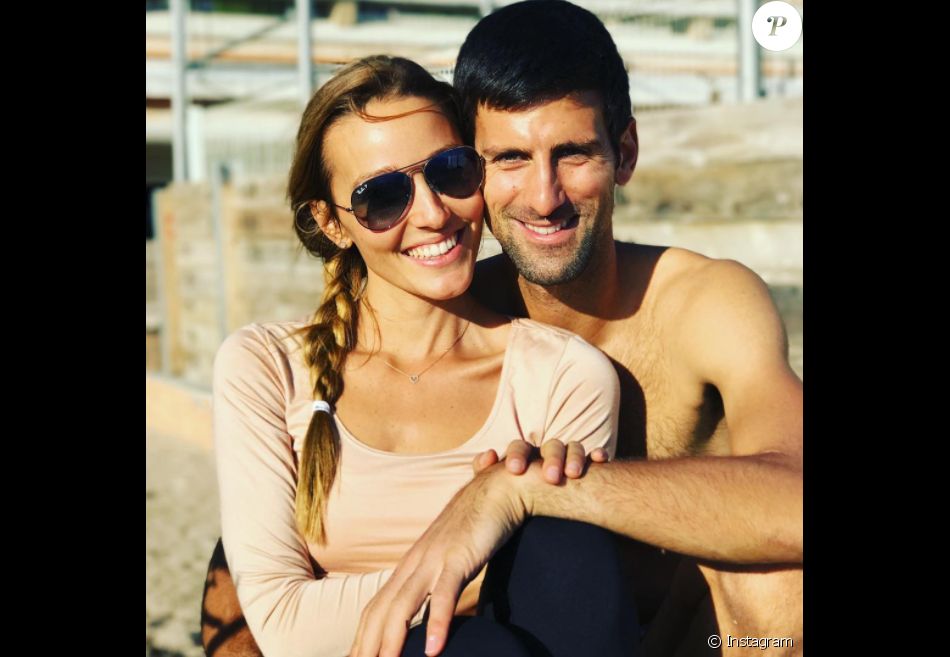 Novak Djokovic et sa femme Jelena, parents d'un petit Stefan né en octobre 2014, attendraient leur 2e enfant pour le mois d'août 2017 selon le tabloïd serbe Blic . Photo Instagram publiée pour les fêtes de fin d'année 2016.