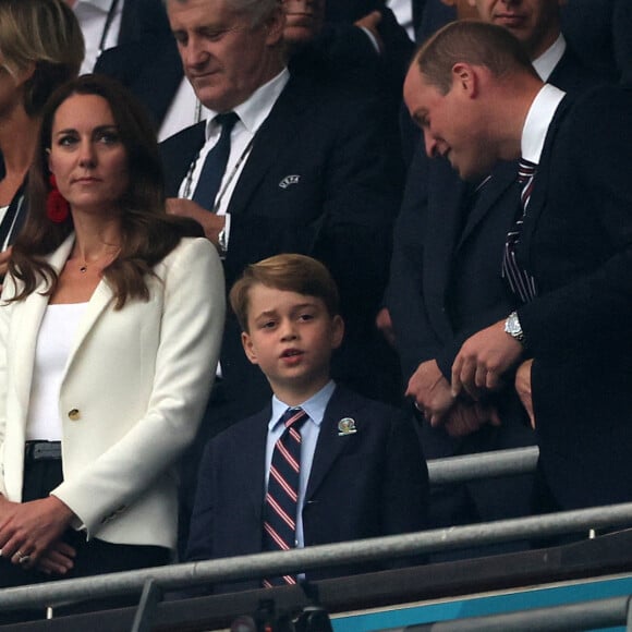 Kate Middleton, le prince William et leur fils le prince George lors de la finale de l'Euro 2021 opposant l'Angleterre à l'Italie à Wembley. Le 11 juillet 2021. Photo by Richard Pelham/The Sun/News Licensing/ABACAPRESS.COM