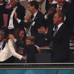 Kate Middleton, le prince William et leur fils le prince George lors de la finale de l'Euro 2021 opposant l'Angleterre à l'Italie à Wembley. Le 11 juillet 2021. Photo by Richard Pelham/The Sun/News Licensing/ABACAPRESS.COM