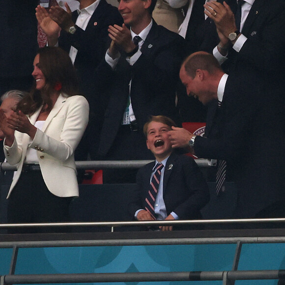 Kate Middleton, le prince William et leur fils le prince George lors de la finale de l'Euro 2021 opposant l'Angleterre à l'Italie à Wembley. Le 11 juillet 2021. Photo by Richard Pelham/The Sun/News Licensing/ABACAPRESS.COM