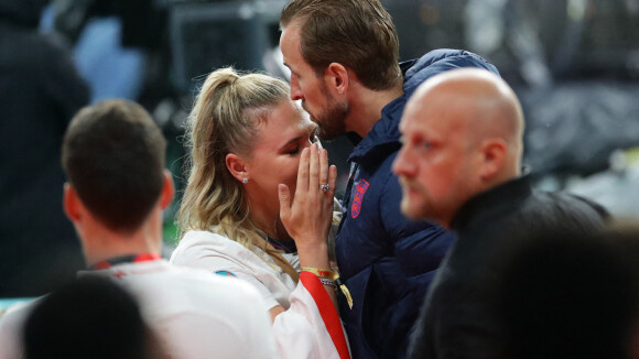 Finale de l'Euro 2020 : Harry Kane dévasté, les larmes de sa femme Kate après la défaite