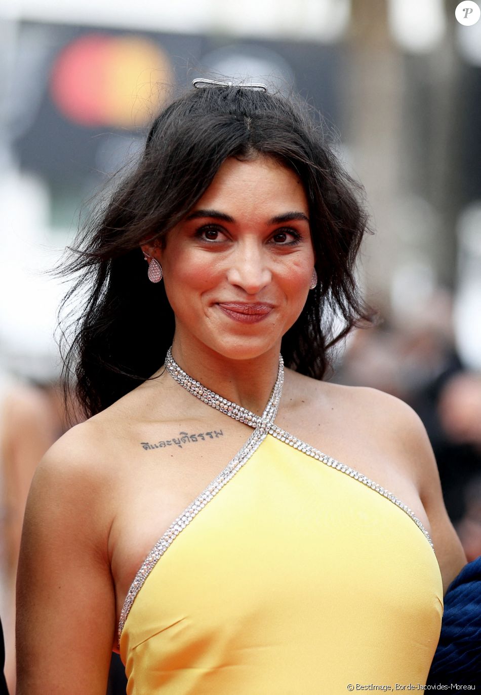 Camélia Jordana - Montée des marches du film " The French Dispatch" lors du 74ème Festival International du Film de Cannes. Le 12 juillet 2021 © Borde-Jacovides-Moreau / Bestimage