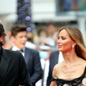 Adrien Brody et sa compagne Georgina Chapman - Montée des marches du film " The French Dispatch" lors du 74ème Festival International du Film de Cannes. Le 12 juillet 2021 © Borde-Jacovides-Moreau / Bestimage