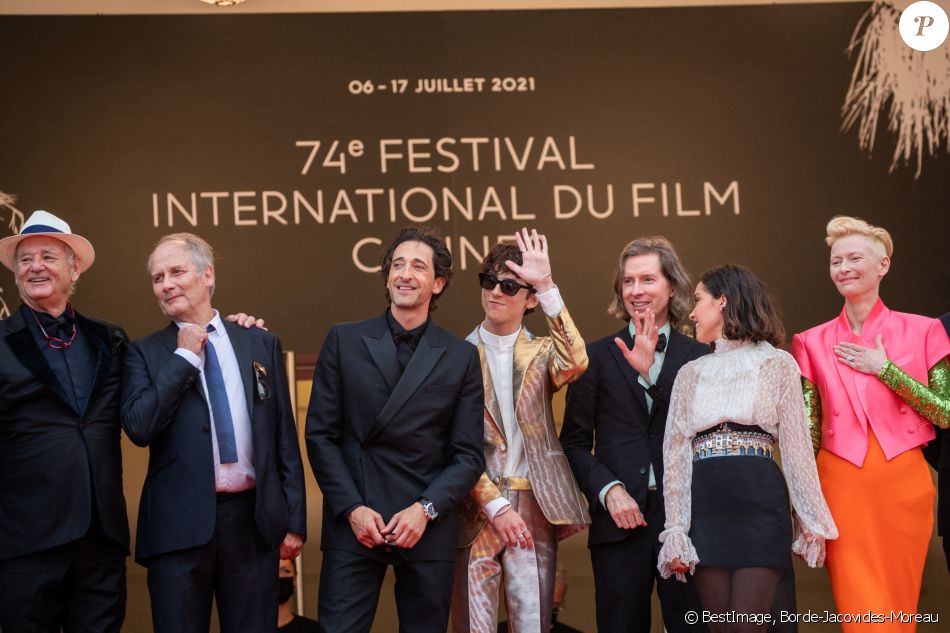 Bill Murray, Hippolyte Girardot, Adrien Brody, Timothée Chalamet, Wes Anderson, Lyna Khoudri, Tilda Swinton - Montée des marches du film " The French Dispatch" lors du 74ème Festival International du Film de Cannes. Le 12 juillet 2021 © Borde-Jacovides-Moreau / Bestimage