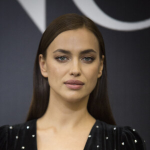 Irina Shayk lors de l'inauguration de la boutique Porcelanosa dans la province de Castellonen en Espagne le 14 décembre 2018.