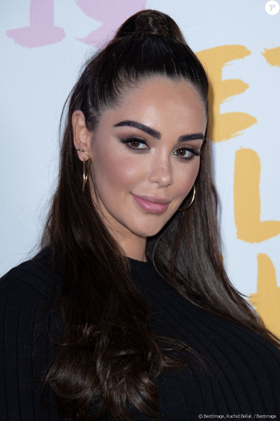 Nabilla Benattia (enceinte) - Etam Live Show 2019 au Stade Roland Garros à Paris le 24 septembre 2019. © Rachid Bellak / Bestimage