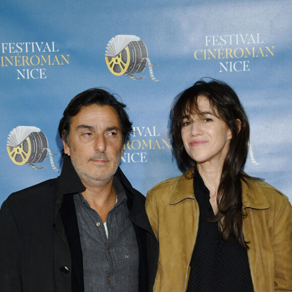 Yvan Attal et sa compagne Charlotte Gainsbourg durant la soirée d'ouverture de la 1ere éditon du Festival Ciné Roman à Nice le 23 octobre 2019. © Bruno Bebert/Bestimage