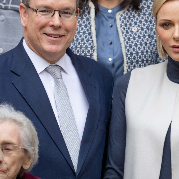 Le Prince Albert II et la Princesse Charlène de Monaco offrent des cadeaux aux personnes défavorisées au bureau de la Croix-Rouge monégasque dans le cadre des célébrations de la fête nationale monégasque, Monaco le 15 novembre 2019, © Olivier Huitel/Pool/Bestimage