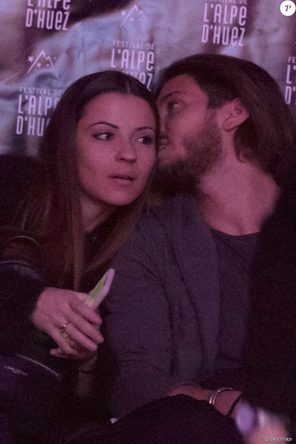 Exclusif - Rayane Bensetti et sa compagne Denitsa Ikonomova très amoureux lors du 21ème Festival International du Film de Comédie de l'Alpe d'Huez le 18 janvier 2018
