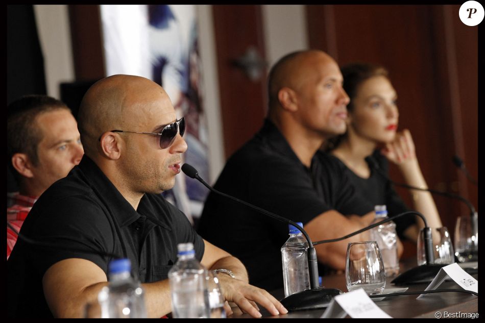 Vin Diesel, Dwayne Johnson, Gal Gadot - Conférence de presse du film "Fast and furious 5" au Sofitel à Marseille.