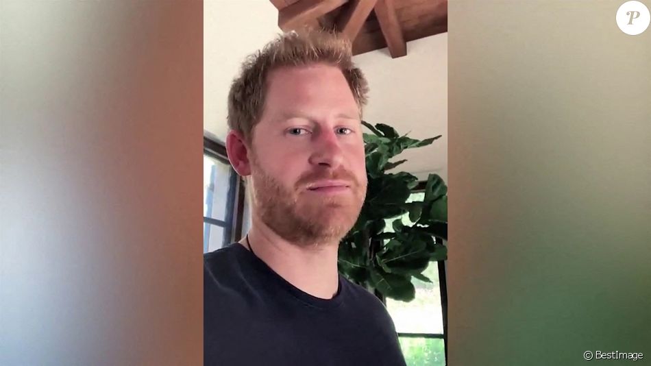 Le prince Harry et la ministre allemande de la Défense, Annegret Kramp-Karrenbauer, annoncent par visioconférence que les "Invictus Games" se dérouleront à Düsseldorf du 9 au 16 septembre 2023. Los Angeles. Le 9 juin 2021.
