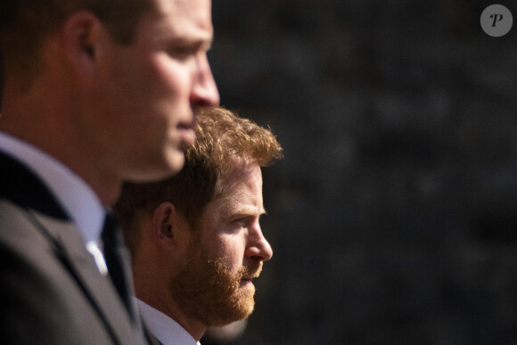 Le prince William et le prince Harry - Arrivées aux funérailles du prince Philip, duc d'Edimbourg, à la chapelle Saint-Georges du château de Windsor. Le 17 avril 2021.
