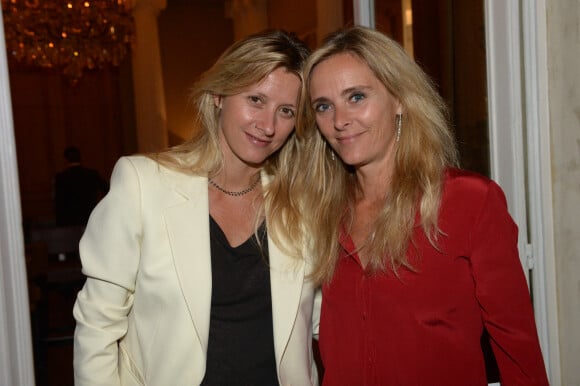 Sarah Lavoine et sa soeur Marie Poniatowski - Ouverture de la boutique de joaillerie "Messika" au 259 rue Saint Honoré. Paris, le 12 juin 2014.