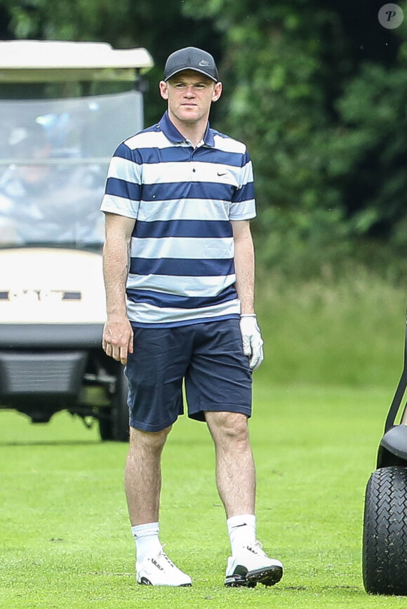 Wayne Rooney - Les joueurs Wayne Rooney, Jamie Vardy et Harry Kane jouent au golf à Chantilly, le 22 juin 2016.