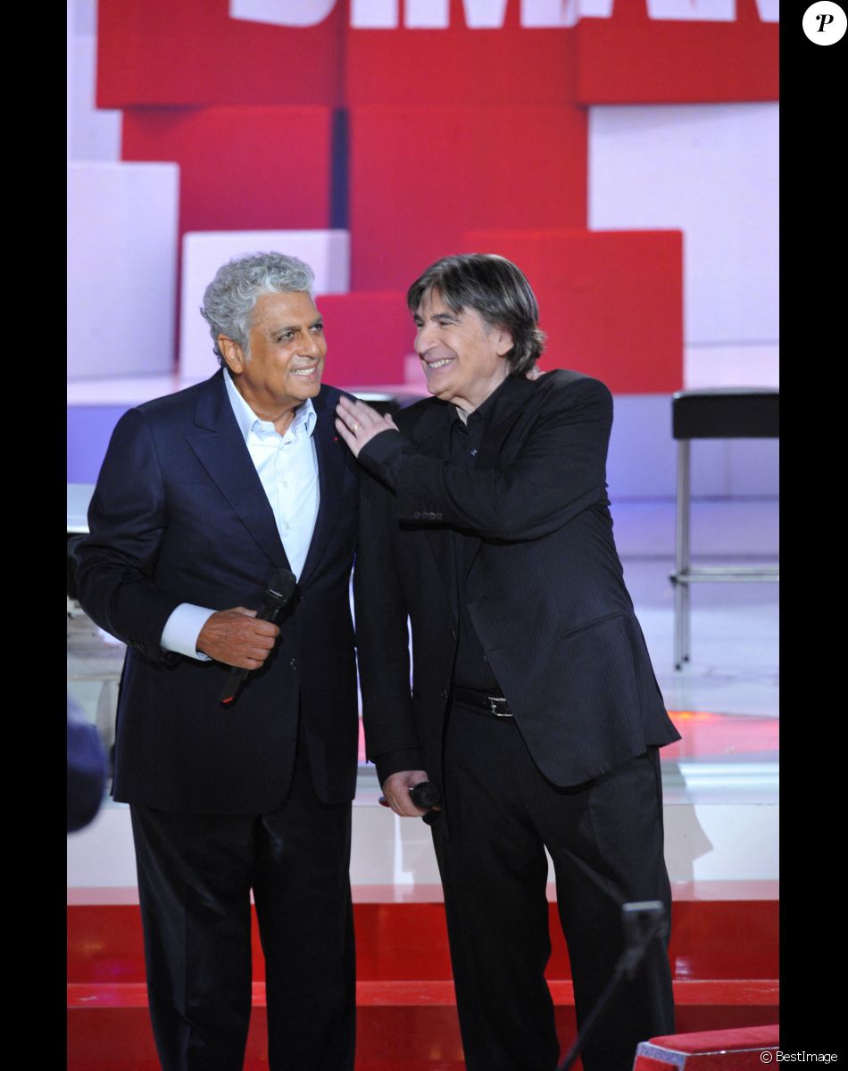 Serge Lama et Enrico Macias dans Vivement DImanche, le 29 aout 2012