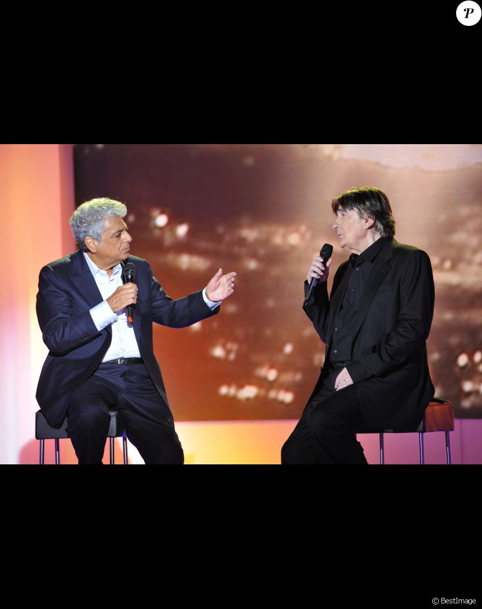 Serge Lama et Enrico Macias dans Vivement DImanche, le 29 aout 2012