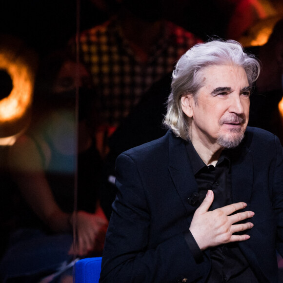 Serge Lama - Enregistrement de l'émission "La boîte à Secrets 5" à Paris, qui sera diffusée le 6 novembre sur France 3.  © Tiziano Da Silva / Bestimage 