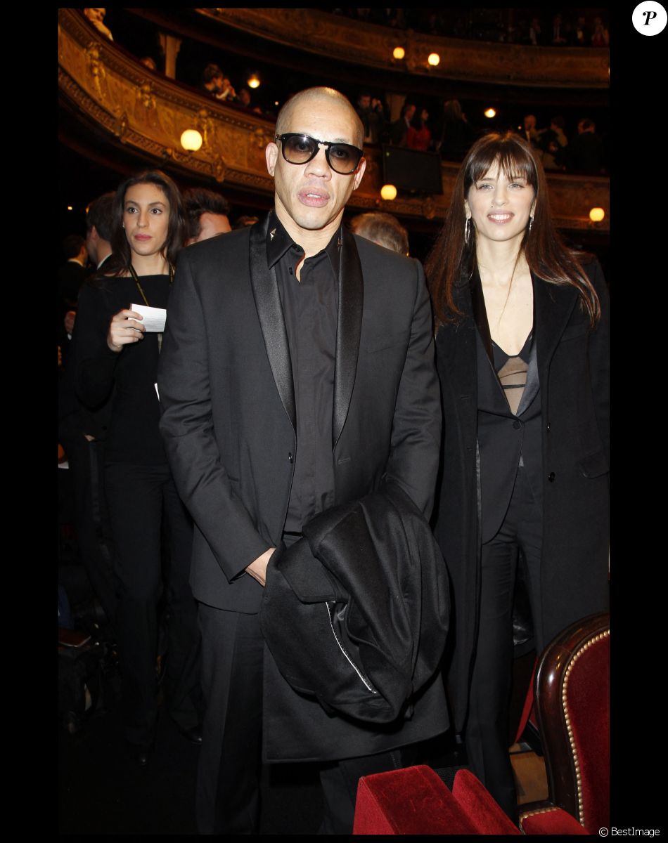 JoeyStarr et Maïwenn à la cérémonie des Césars au théâtre du Chatelêt.