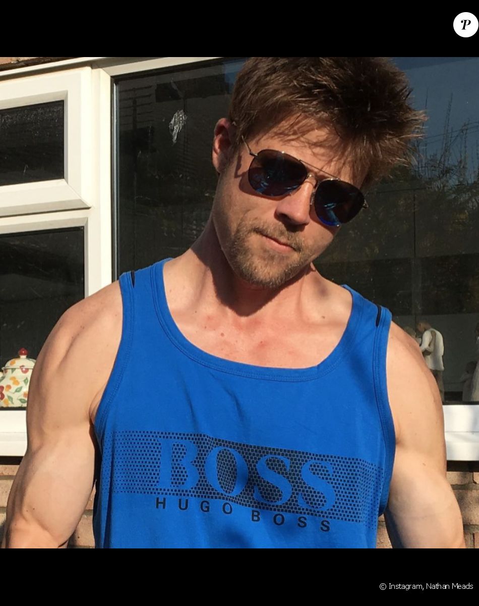 Brad Pitt Son sosie galère en amour, comme lui ! le diaporama Purepeople