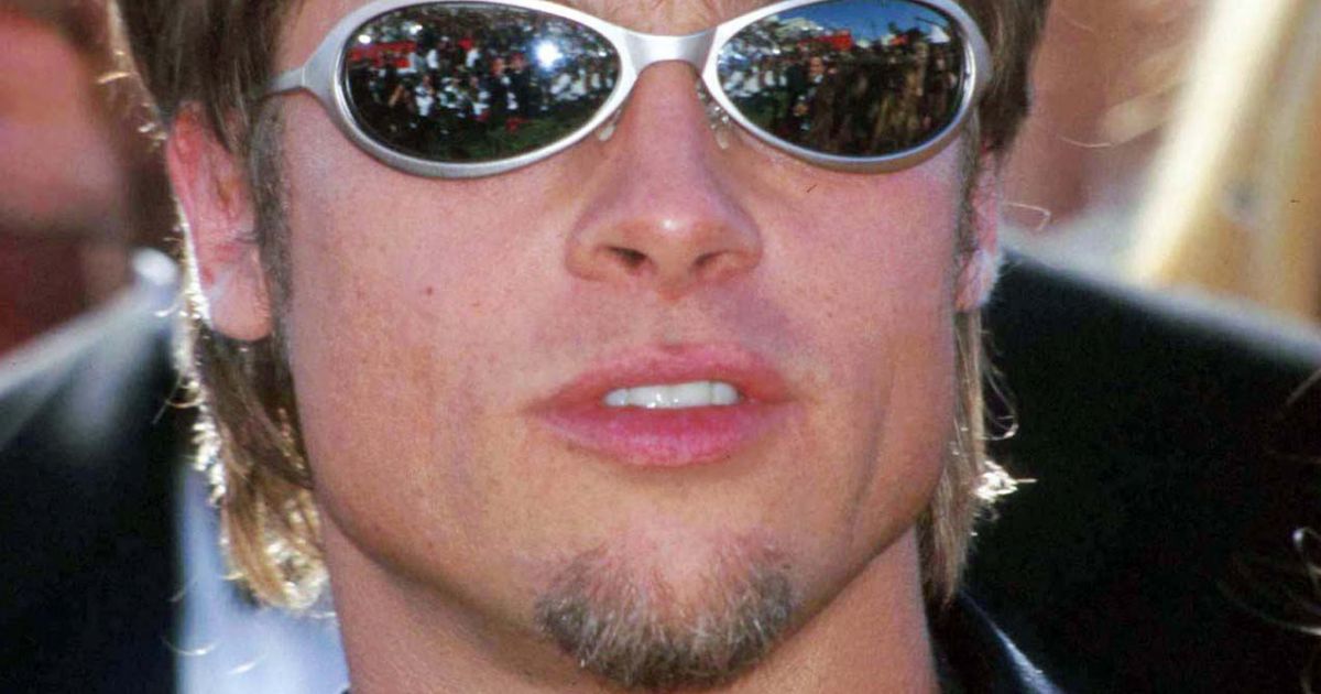 Brad Pitt aux Emmy Awards 1999. - Purepeople