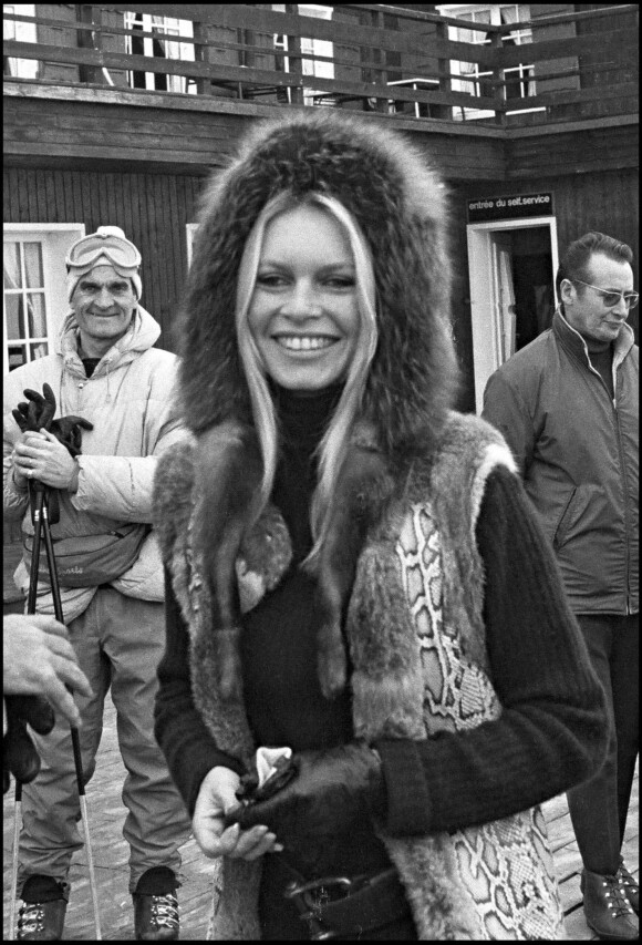 Brigitte Bardot aux sports d'hiver.