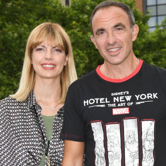 Nikos Aliagas avec sa femme Tina Grigoriou - Photocall à l'occasion de l'inauguration du nouveau Disney's Hotel New York - The Art of Marvel à Disneyland Paris. © Guirec Coadic / Bestimage