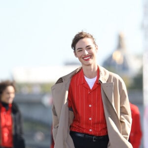 Louise Bourgoin - Défilé L'Oréal Paris 2018 sur la Seine le 30 septembre 2018. © Cyril Moreau / Olivier Borde / Bestimage