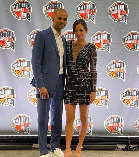 Tony Parker et Alizé Lim lors de la cérémonie Basket Hall Of Fame, dans le Connecticut. C'est le premier tapis rouge pour les amoureux.