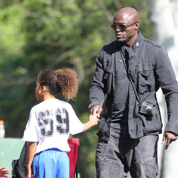 Seal assiste au match de football de ses enfants Leni, Henry et Johan à Los Angeles Le 31 Janvier 2015