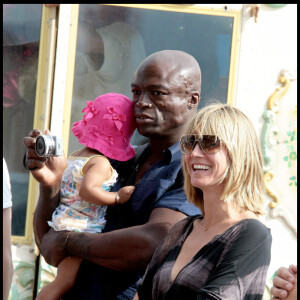 Seal, Heidi Klum et leurs enfants à Saint-Tropez en 2010. 