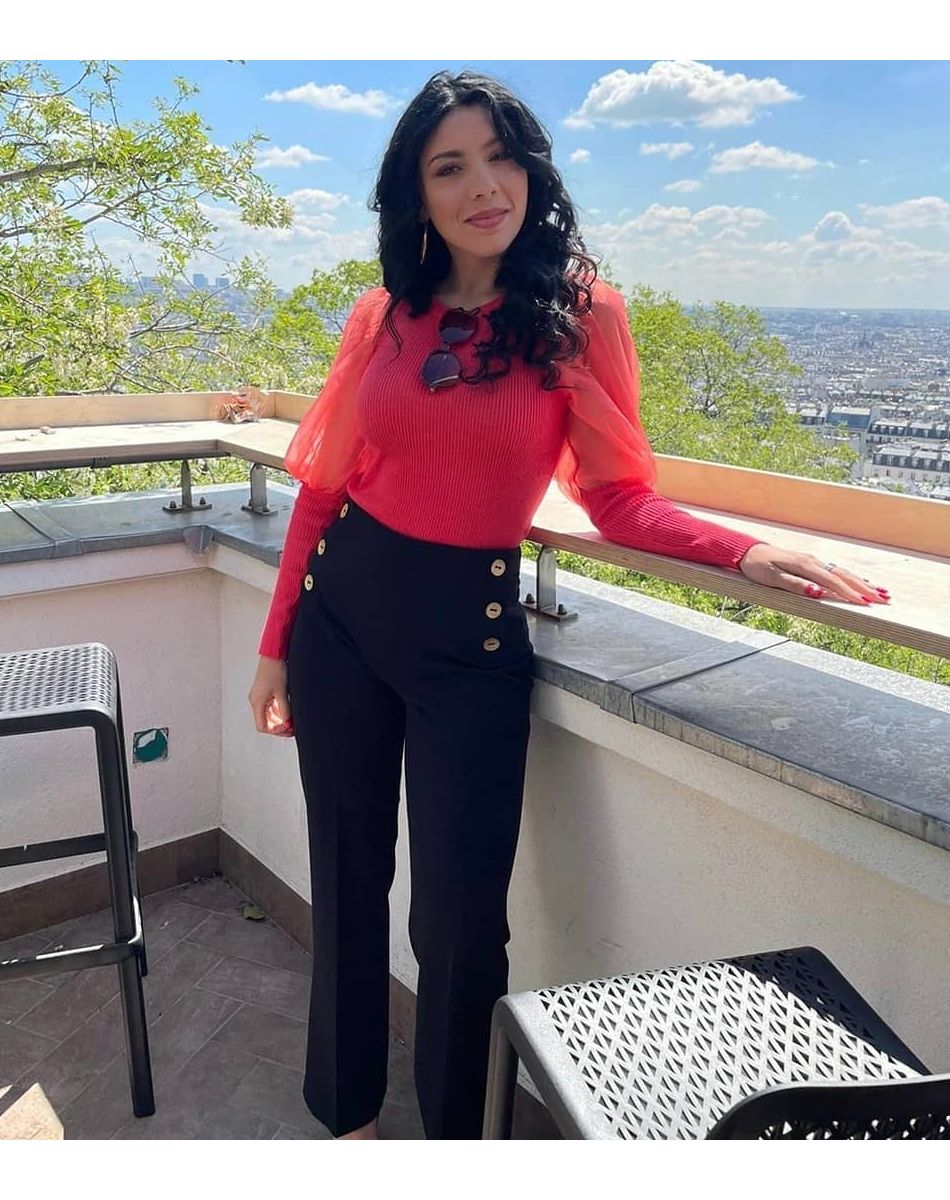 Mélina de "Mariés au premier regard 2021" pose sur Instagram