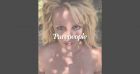 Britney Spears libre et topless, elle pose en bottes rouges pour remercier ses fans !