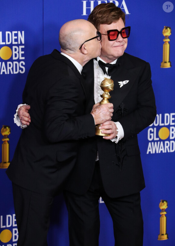 Bernie Taupin et Elton John lors de la Press Room de la 77ème cérémonie annuelle des Golden Globe Awards au Beverly Hilton Hotel à Los Angeles le 5 janvier 2020.
