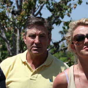 Britney Spears et son père Jamie Spears à Calabasas, en Californie, en 2010.