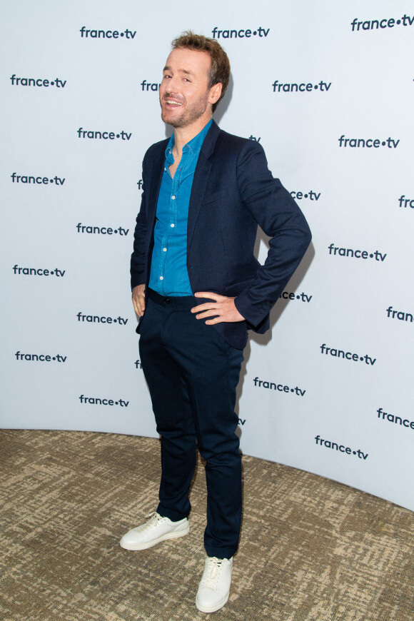 Tristan Waleckx lors du photocall dans le cadre de la conférence de presse de France Télévisions au Pavillon Gabriel à Paris, France, le 24 août 2021. © Pierre Perusseau/Bestimage