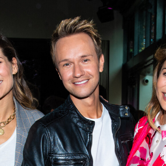 Laury Thilleman, Cyril Féraud, Ariane Brodier lors du photocall dans le cadre de la conférence de presse de France Télévisions au Pavillon Gabriel à Paris, France, le 24 août 2021. © Pierre Perusseau/Bestimage