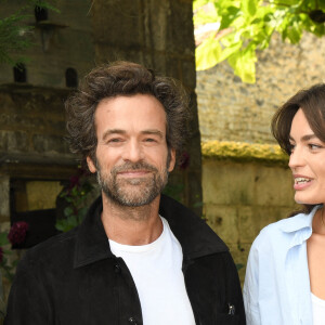 Romain Duris, Emma Mackey au photocall du film "Eiffel" lors du festival du film francophone de Angoulême le 24 août 2021. © Coadic Guirec / Bestimage 