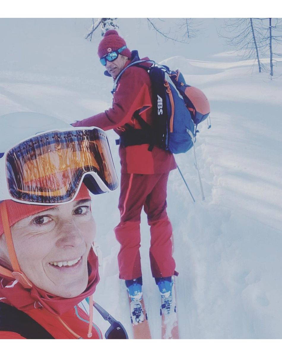 Nathalie Simon et son époux à la montagne.