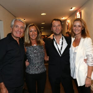 Les producteurs Gilbert Coullier, sa femme Nicole Coullier, Roberto Ciurleo et Eleonore de Galard (femme du chanteur Gregoire) - Exclusif - Premier jour du spectacle musical "Robin des Bois" au Palais des Congres a Paris le 26 Septembre 2013.