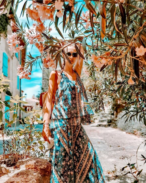 Alexandra, aventurière phare de "Koh-Lanta", s'affiche sublime sur Instagram.