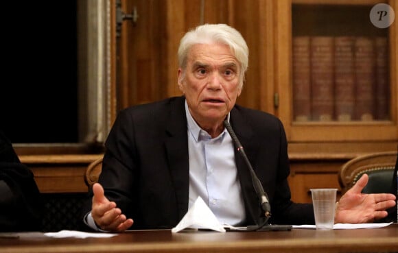 Exclusif - Bernard Tapie intervient lors de la promotion 2020 de la conférence des avocats du barreau de Paris, 11ème séance du premier tour, à la bibliothèque de l'ordre à Paris. Le 7 septembre 2020. © Dominique Jacovides / Bestimage